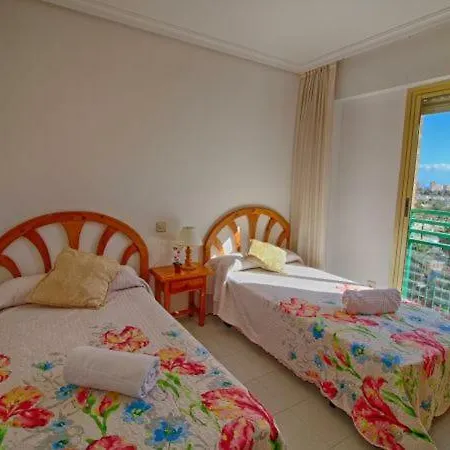 Sleeps 5 Pool Air Con T792156 아파트 *